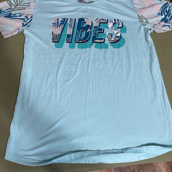 Vibes T Shirt - Picture 1 of 3
